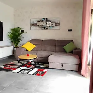 https://apartment-denis.primorje-gorskikotar.com