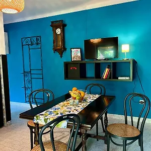https://apartmani-zora.primorje-gorskikotar.com